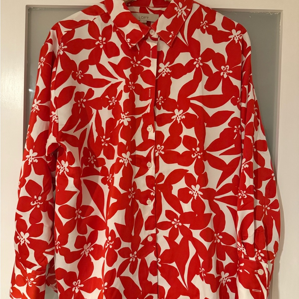 LOFT Red and White Floral Blouse